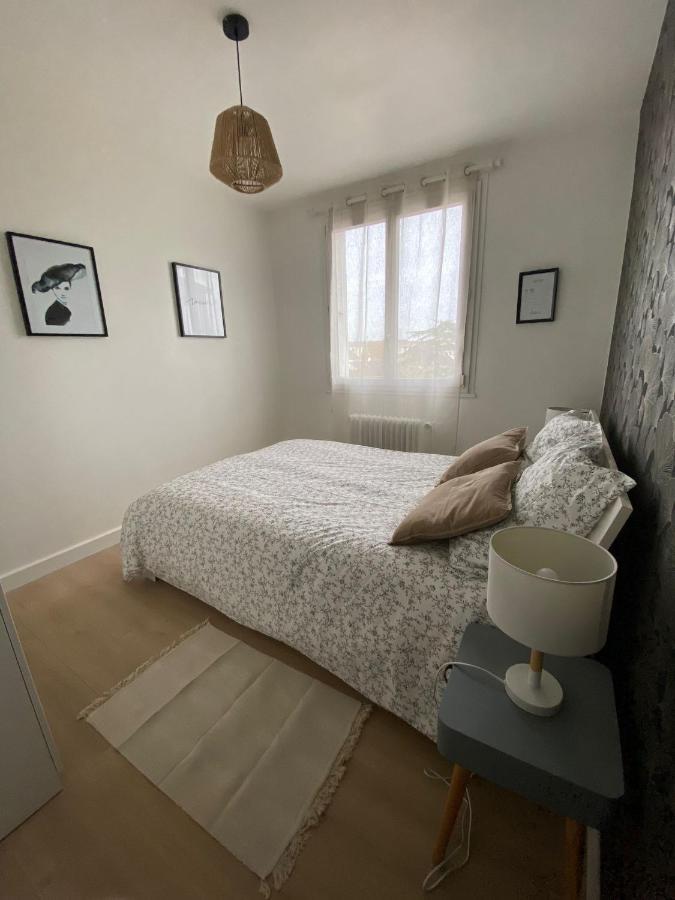Appartement Cosy Pres De La Gare Avec Parking Saint-Pierre-des-Corps Ngoại thất bức ảnh