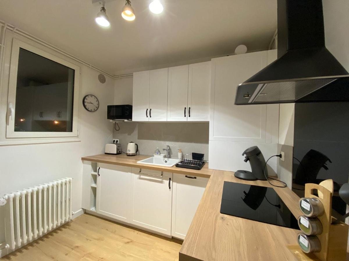 Appartement Cosy Pres De La Gare Avec Parking Saint-Pierre-des-Corps Ngoại thất bức ảnh